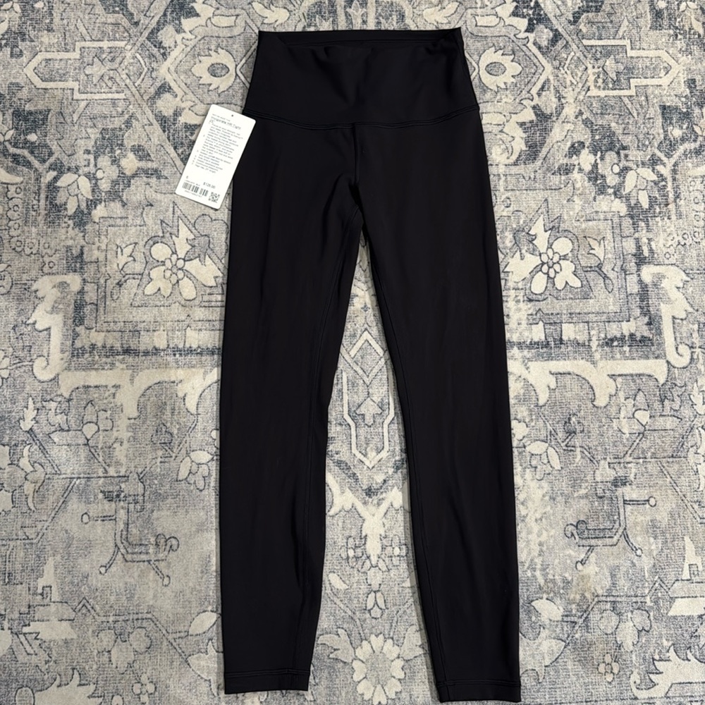 NWT lululemon black Invigorate HR Tight Leggings 25” size 6